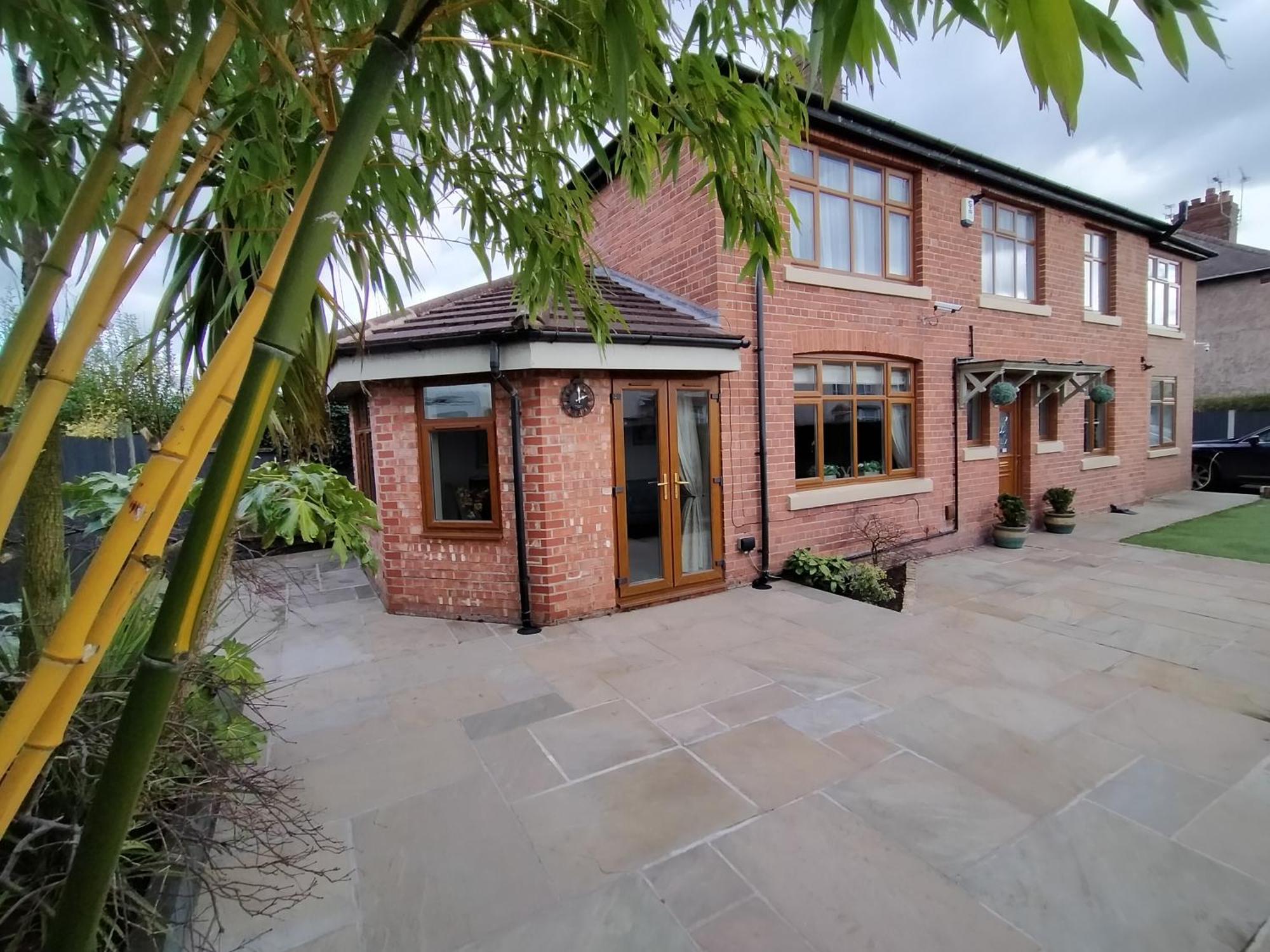 Sirius House - Sleeps 7, Driveway, Garden Villa Crewe Szoba fotó